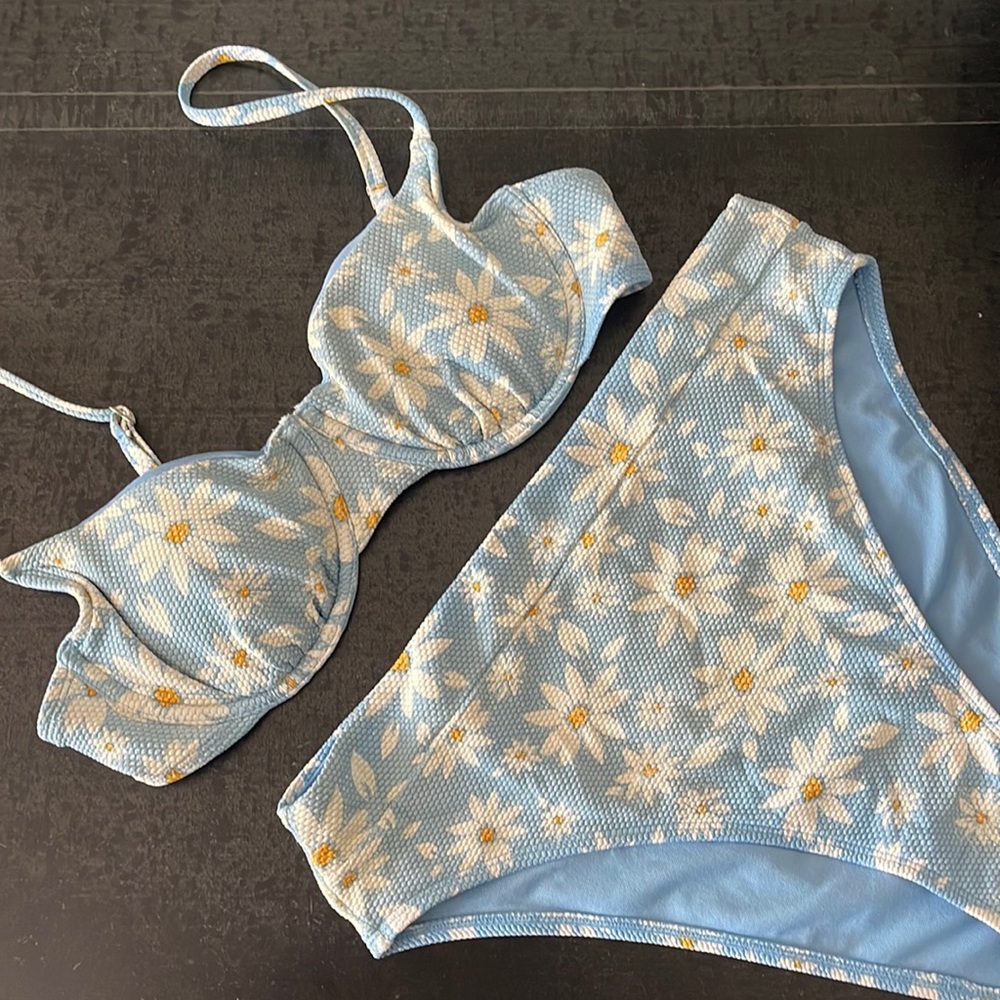Daisy Bikini